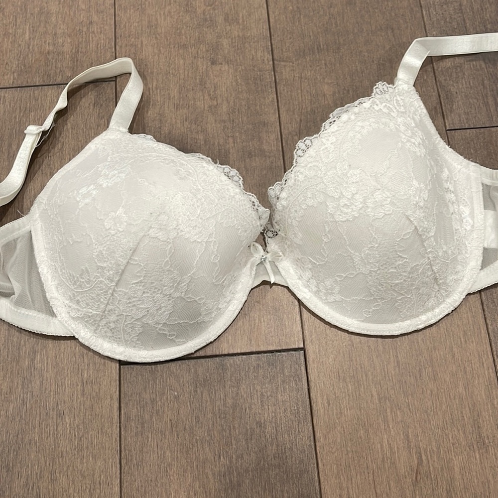 H&M white lace bra 36D